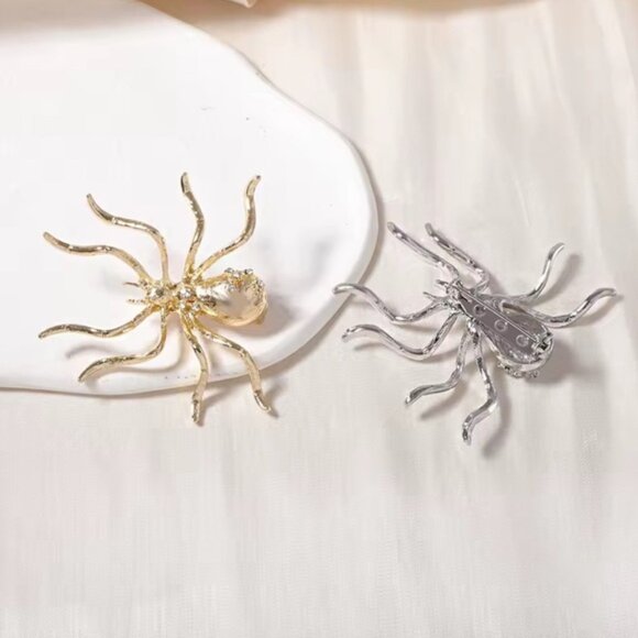 Vintage Gold Spider Brooch